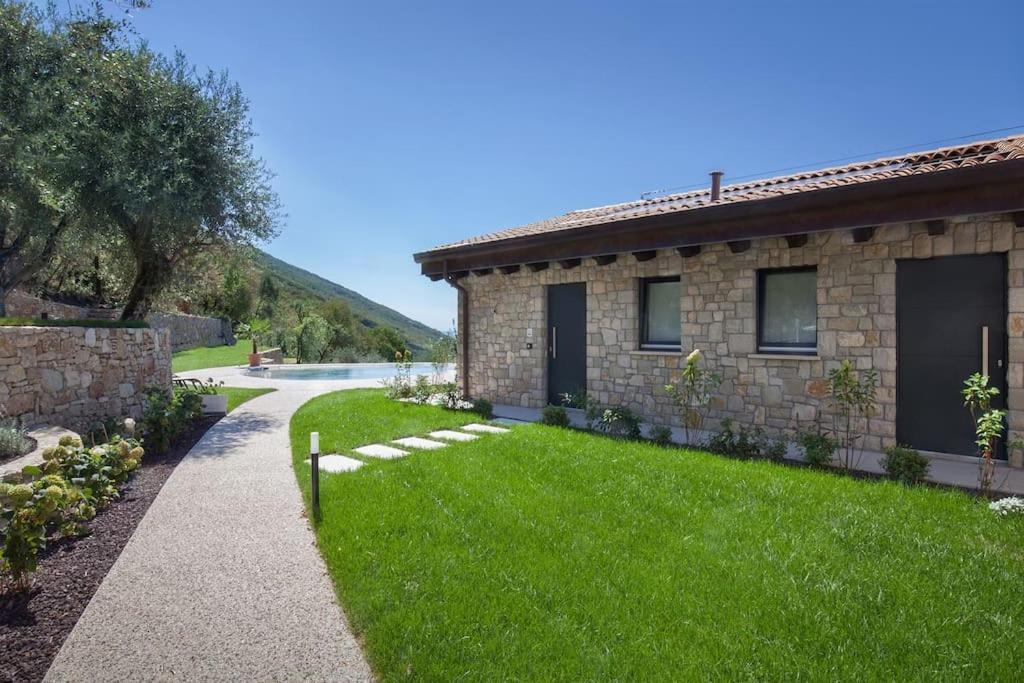 Villa Divina - Apt Prima Con Piscina E Vista Lago カステッレット・ディ・ブレンゾーネ エクステリア 写真