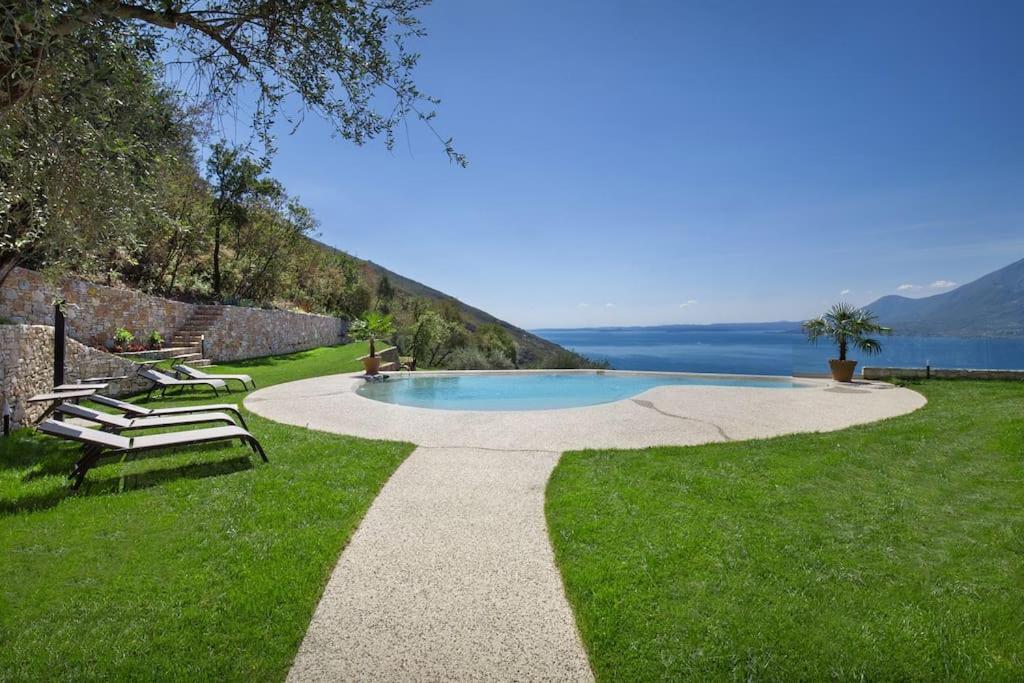 Villa Divina - Apt Prima Con Piscina E Vista Lago カステッレット・ディ・ブレンゾーネ エクステリア 写真